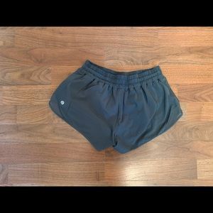 Lululemon Hotty Hot Short
